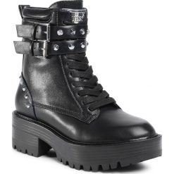 Trapery GUESS - Florice FL8FLO ELE10 BLACK. Czarne trapery damskie Guess, ze skóry ekologicznej, bez obcasa, bez zapięcia. Za 729,00 zł.