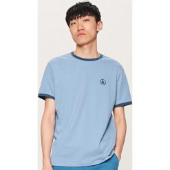T-shirt z aplikacją - Niebieski. Niebieskie t-shirty męskie Reserved, l, z aplikacjami. Za 49,99 zł.