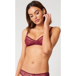 Biustonosze bardotka: NA-KD Lingerie Siateczkowy biustonosz w groszki – Red