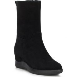 Buty damskie. Czarne koturny damskie Wittchen. W wyprzedaży za 269,91 zł.