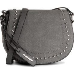 Torebka MONNARI - BAGA720-019 Grey. Szare listonoszki damskie Monnari, z aplikacjami, ze skóry ekologicznej, zdobione, bez dodatków. W wyprzedaży za 119,00 zł.