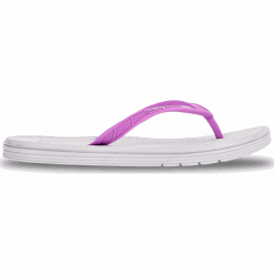 New Balance W6076WPK. Klapki damskie z materiału, na wysokim obcasie. W wyprzedaży za 39,99 zł.