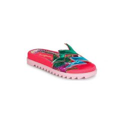 Klapki Irregular Choice THUNDER BOLT. Różowe klapki damskie Irregular Choice, bez wzorów, bez obcasa. Za 489,00 zł.