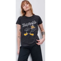 T-shirt Kaczor Daffy - Czarny. Czarne t-shirty damskie Reserved, s, bez wzorów, bez kołnierzyka. Za 39,99 zł.