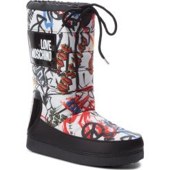Śniegowce LOVE MOSCHINO - JA24022G16IP210A Graff.Bi. Białe śniegowce damskie Love Moschino, z materiału. Za 659,00 zł.