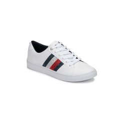 Buty Tommy Hilfiger CRYSTAL LEATHER CASUAL SNEAKER. Białe trampki i tenisówki damskie TOMMY HILFIGER, bez wzorów, bez zapięcia. Za 449,00 zł.