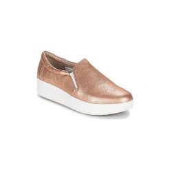 Derby Timberland Berlin Park Slip On. Różowe półbuty damskie Timberland, bez wzorów, bez obcasa, bez zapięcia. Za 383,20 zł.