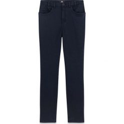 Dżinsy - Slim fit - w kolorze granatowym. Niebieskie jeansy damskie TBS, w paski, z standardowym stanem. W wyprzedaży za 87,95 zł.