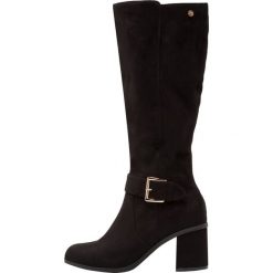 Buty zimowe damskie: XTI Kozaki black