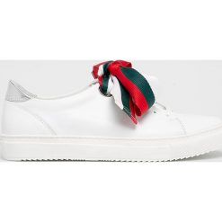 Badura - Buty. Białe sneakersy damskie Badura, ze skóry. W wyprzedaży za 219,90 zł.