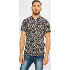 Premium by Jack&Jones - Koszula. Czarne koszule męskie Premium by Jack&Jones, s, bez wzorów, z bawełny, klasyczne, z klasycznym kołnierzykiem, z krótkim rękawem. W wyprzedaży za 119,90 zł.