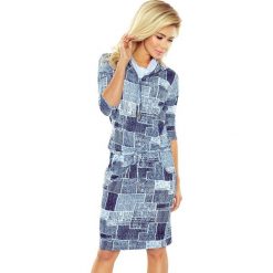 Sukienka sportowa z golfem i wiązaniem - jeans łaty - 44-17 niebieski. Niebieskie sukienki damskie numoco, na lato, s, bez wzorów, z elastanu, sportowe, z golfem, bez rękawów, sportowe. Za 129,99 zł.