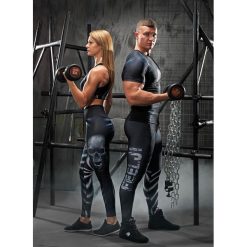 Rashguard krótki rękaw SKULL. Koszulki męskie FJ!, m, z nadrukiem, z elastanu, bez kołnierzyka, z krótkim rękawem, krótkie, na fitness i siłownię. W wyprzedaży za 134,25 zł.