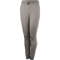Spodnie dresowe damskie: spodnie sportowe damskie ADIDAS REGULAR CUFFED TRACK PANTS / AY8944