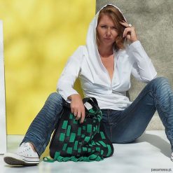 Torba skórzana z wymienną klapą. BOHO GREEN. Zielone torebki klasyczne damskie marki Pakamera, bez wzorów, ze skóry, boho, na ramię, bez dodatków. Za 1350,00 zł.
