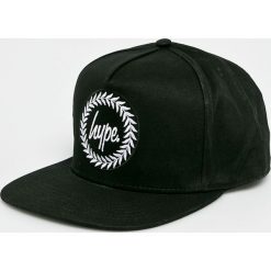 Hype - Czapka. Czarne czapki męskie Hype, bez wzorów, z bawełny. W wyprzedaży za 79,90 zł.