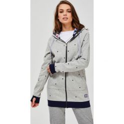 Długa bluza z kapturem. Szare bluzy damskie Moodo, xxl, bez wzorów, z długim rękawem, długie, z kapturem. Za 129,99 zł.