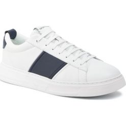 Sneakersy Emporio Armani X4X287 XM096 A836. Białe sneakersy męskie Emporio Armani, bez wzorów, bez zapięcia. W wyprzedaży za 659,00 zł.
