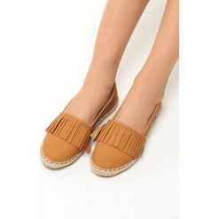 Camelowe Espadryle Lowering. Brązowe espadryle damskie Born2be, z materiału, na platformie. Za 39,99 zł.