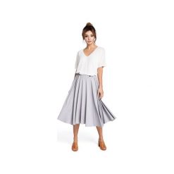 B037 Rozkloszowana spódnica midi. Niebieskie spódniczki damskie BE, xxl, w paski, eleganckie, midi, rozkloszowane. Za 129,00 zł.