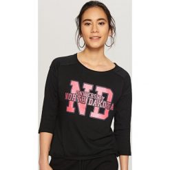 T-shirty damskie: Koszulka z napisem – Czarny
