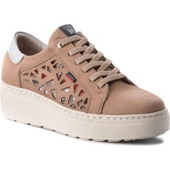 Sneakersy CALLAGHAN - Volga 14901 Taupe/Marmol. Pomarańczowe półbuty damskie marki Callaghan, bez wzorów, ze skóry, bez obcasa, na obcasie, bez zapięcia. W wyprzedaży za 379,00 zł.