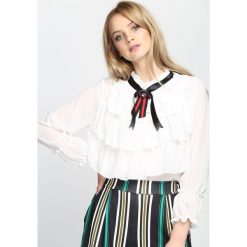 Biała Bluzka Helpless. Białe bluzki longsleeves marki Born2be, s. Za 69,99 zł.