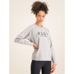 Bluza DKNY Sport DP9T7096. Szare bluzy sportowe damskie DKNY Sport, m, bez wzorów, z bawełny, bez rękawów, bez kaptura. W wyprzedaży za 219,00 zł.