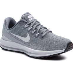 Buty NIKE - Air Zoom Vomero 13 922909 003 Cool Grey/Pure Platinum. Szare buty sportowe damskie Nike, bez wzorów, z tworzywa sztucznego, sportowe, do biegania, nike zoom. W wyprzedaży za 359,00 zł.