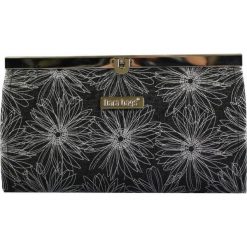 Dara bags Merci Big portfel nr 94. Portfele damskie Dara Bags, bez wzorów. W wyprzedaży za 169,00 zł.