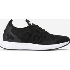 Czarne Buty Sportowe Feelings. Czarne buty sportowe damskie Renee, bez wzorów, sportowe. W wyprzedaży za 114,99 zł.