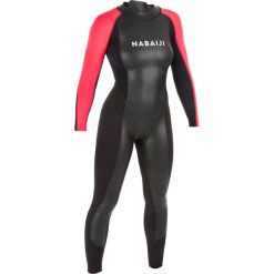 Kombinezon pływacki openwater OWS z neoprenu 2/2 mm damski. Czarne kombinezony damskie NABAIJI, bez wzorów, z elastanu, bez kołnierzyka, bez rękawów. Za 349,99 zł.
