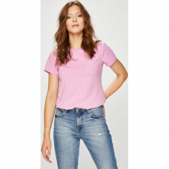 Levi's - Top 18672.0094. Brązowe topy damskie Levi's®, m, z bawełny, z okrągłym kołnierzem. W wyprzedaży za 79,90 zł.