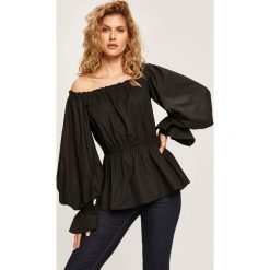 Pinko - Bluzka. Białe bluzki damskie Pinko, na co dzień, bez wzorów, z elastanu, z włoskim kołnierzykiem, z długim rękawem. Za 729,90 zł.