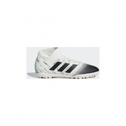 Buty do piłki nożnej adidas Buty Nemeziz Tango 18.3 TF. Białe halówki męskie marki Nike, z syntetyku, do piłki nożnej. Za 379,00 zł.