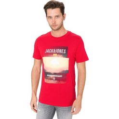 Jack & Jones Friday-disc Koszulka Czerwony. Czerwone podkoszulki męskie Jack & Jones, xxl, z nadrukiem, z bawełny, z krótkim rękawem. Za 64,95 zł.