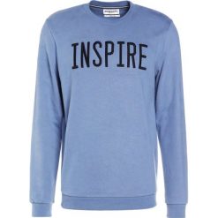 Bejsbolówki męskie: Essentiel Antwerp INQUIRY EMBROIDERED Bluza sky blue