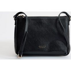 Torebka typu crossbody - Czarny. Czarne torebki klasyczne damskie Mohito, bez wzorów, bez dodatków. Za 89,99 zł.