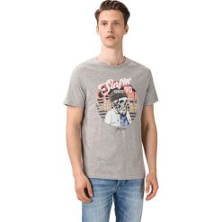 Jack & Jones Ricky Koszulka Szary. Szare podkoszulki męskie Jack & Jones, m, z haftami, z bawełny, z krótkim rękawem. Za 64,95 zł.