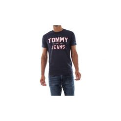 T-shirty z krótkim rękawem Tommy Jeans DM0DM07067 ESSENTIAL 1985. Czarne t-shirty męskie Tommy Jeans, s, bez wzorów, z jeansu, bez kołnierzyka, krótkie. Za 111,81 zł.