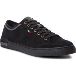 Tenisówki TOMMY HILFIGER - Core Suede Lace Up S FM0FM01898 Black 990. Czarne tenisówki męskie marki TOMMY HILFIGER, z materiału. W wyprzedaży za 309,00 zł.