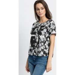 Lee - Top Palm Tree. Szare bez kategorii marki Lee, s, z nadrukiem, z bawełny, z okrągłym kołnierzem. W wyprzedaży za 99,90 zł.