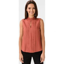 Vero Moda Ibi Top Czerwony. Czerwone podkoszulki damskie Vero Moda, s, bez wzorów, z wiskozy, bez rękawów. Za 118,95 zł.