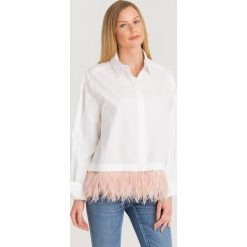 KOSZULA AGEVOLE Sportmax Code. Białe koszule damskie Sportmax Code, na co dzień, bez wzorów, z bawełny, z włoskim kołnierzykiem, bez rękawów. Za 930,30 zł.