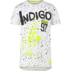 Koszulka "Hentis" w kolorze białym. Białe t-shirty chłopięce Vingino, z nadrukiem, z bawełny, bez rękawów. W wyprzedaży za 65,95 zł.