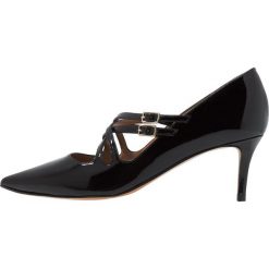 Pura Lopez Czółenka black. Czarne buty ślubne damskie Pura Lopez, z materiału. Za 1019,00 zł.