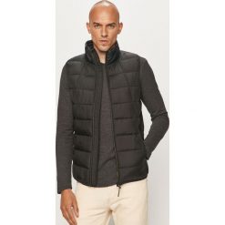 Tom Tailor Denim - Bezrękawnik. Żółte płaszcze męskie TOM TAILOR DENIM, s, bez wzorów, z poliesteru, bez kaptura. Za 219,90 zł.