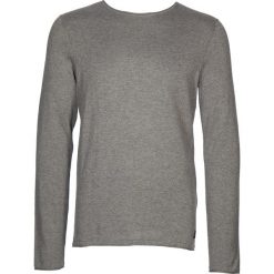 Sweter w kolorze szarym. Szare swetry męskie Tom Tailor, s, bez wzorów, z bawełny, z okrągłym kołnierzem, bez kaptura. W wyprzedaży za 52,95 zł.