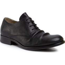 Półbuty FLY LONDON - Maskfly P144576005 Black. Czarne buty wizytowe męskie Fly London, ze skóry, bez zapięcia. Za 539,00 zł.