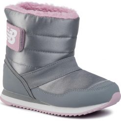 Śniegowce NEW BALANCE - YO996BTY Szary. Szare śniegowce dziewczęce New Balance, bez zapięcia. W wyprzedaży za 209,00 zł.